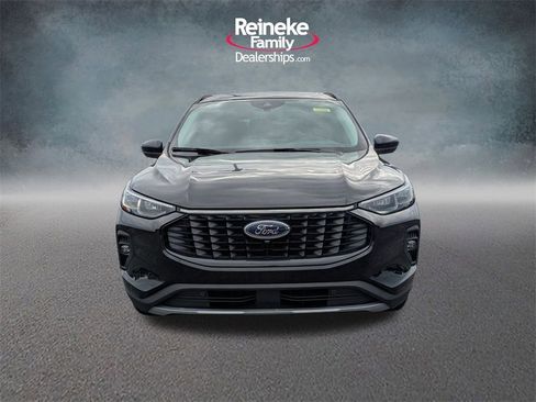 New 2025 Ford Escape Platinum w/ Premium Technology Package image 2