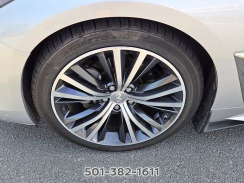 Used 2018 INFINITI Q60 3.0t Luxe w/ Sensory Package 3.0T Luxe RWD image 7