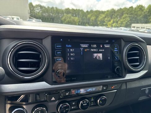 Used 2018 Toyota Tacoma TRD Pro AWD/4WD image 27