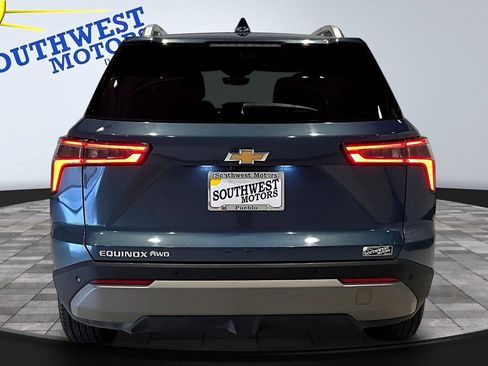 Used 2025 Chevrolet Equinox LT w/ Convenience Package II AWD/4WD image 6