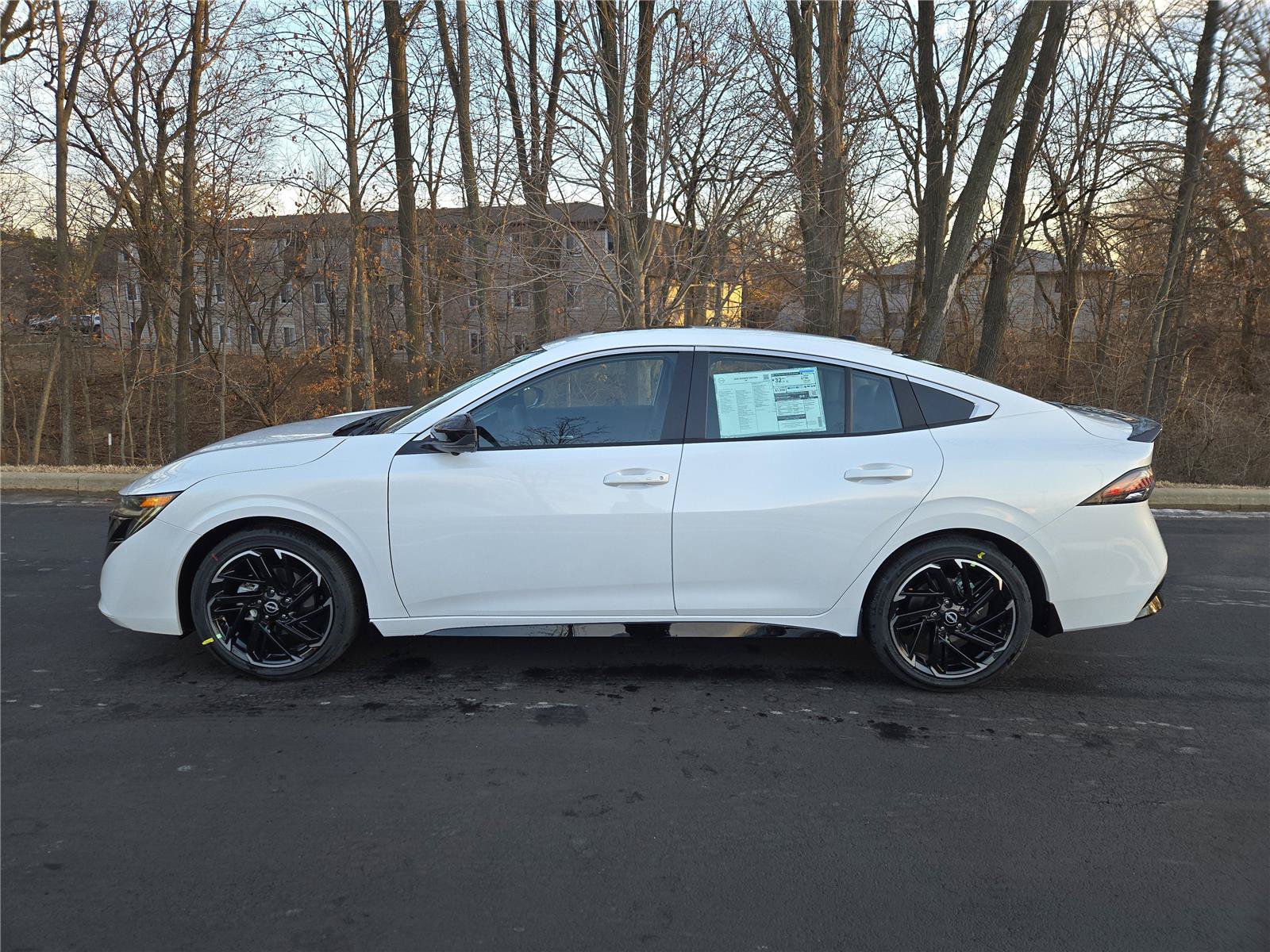 New 2026 Nissan Sentra SR w/ SR Premium Package FWD image 5