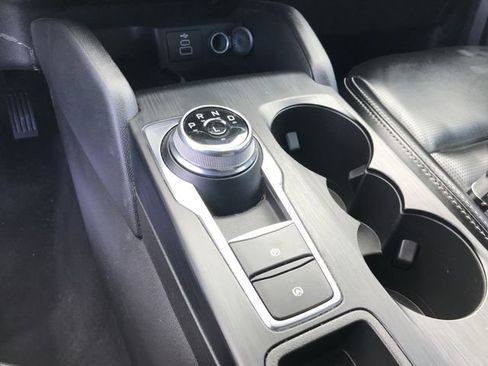 Used 2024 Ford Escape Platinum image 7