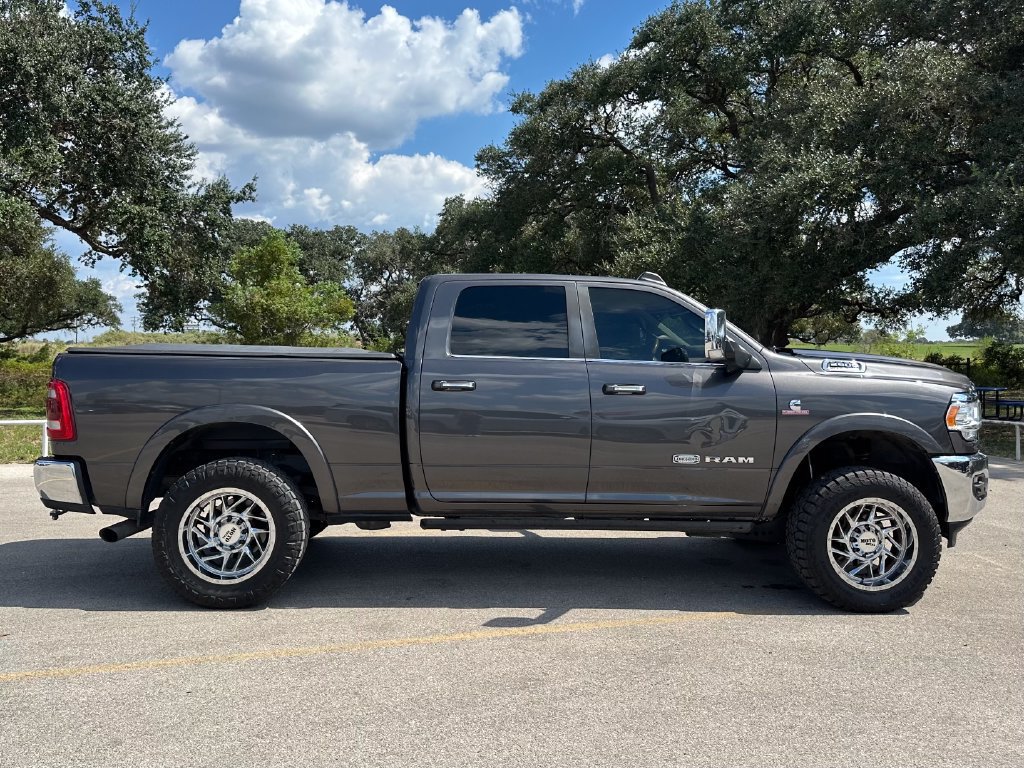 Used 2022 RAM 2500 Limited AWD/4WD image 3