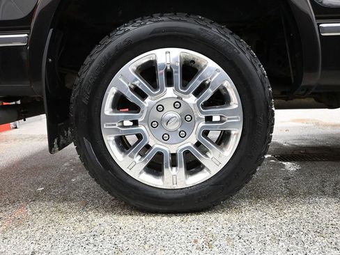 Used 2013 Ford F150 Platinum image 16