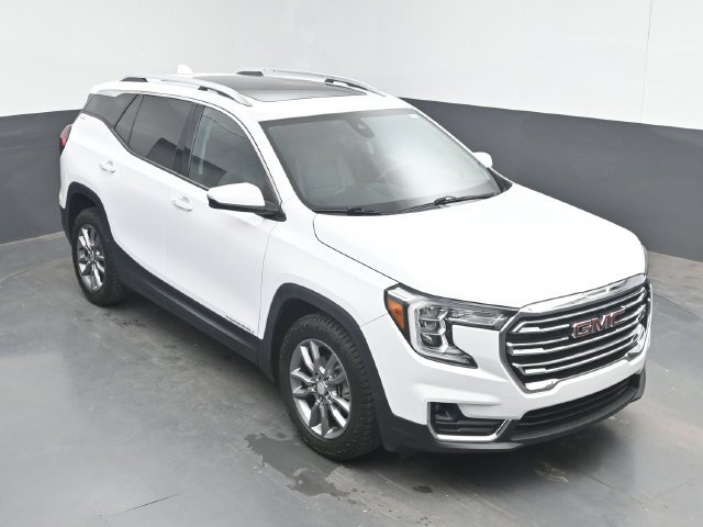 Used 2022 GMC Terrain SLT w/ Infotainment Package II FWD image 13