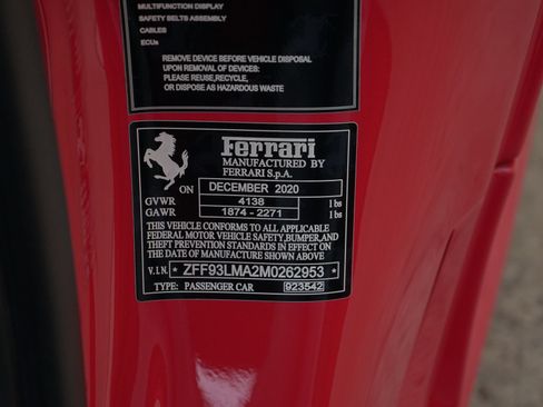 Used 2021 Ferrari F8 Tributo RWD image 33