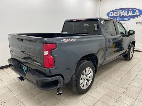 Used 2019 Chevrolet Silverado 1500 Custom w/ Custom Value Package AWD/4WD image 20