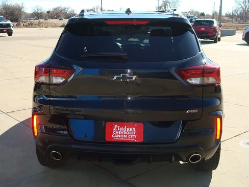 Used 2023 Chevrolet TrailBlazer RS w/ Sun and Liftgate Package image 5