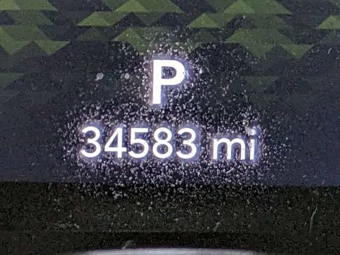 Used 2022 Jeep Wrangler Unlimited Sahara AWD/4WD image 27