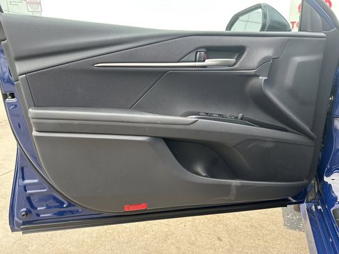 New 2026 Toyota Camry LE w/ Convenience Package image 9