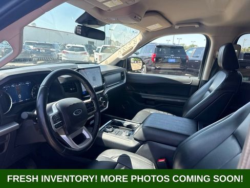 Used 2024 Ford Expedition XLT AWD/4WD image 8