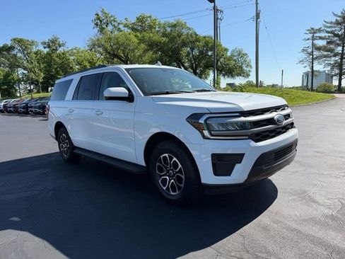 Used 2024 Ford Expedition Max XLT AWD/4WD image 9
