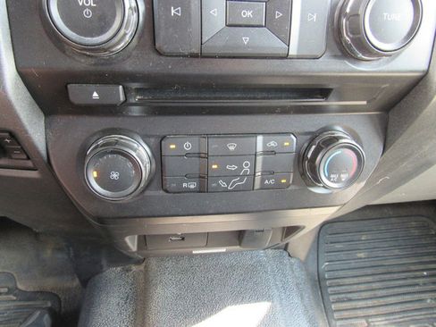 Used 2018 Ford F350 XL w/ Power Equipment Group AWD/4WD image 41