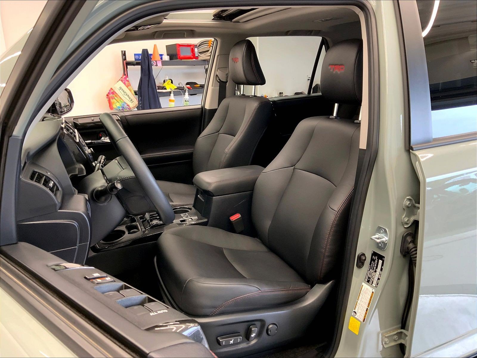 Used 2021 Toyota 4Runner TRD Pro AWD/4WD image 5