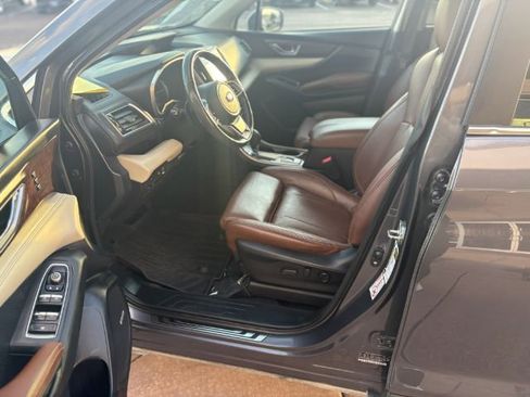 Used 2019 Subaru Ascent Touring w/ Popular Package #3 image 22