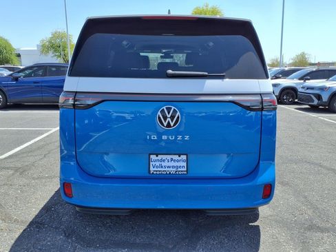 New 2025 Volkswagen ID. Buzz Pro S image 6