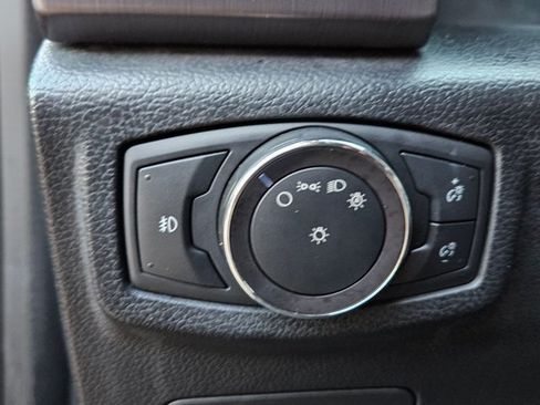 Used 2018 Ford Expedition Platinum RWD image 25