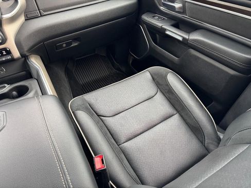 Used 2021 RAM 1500 Laramie image 18