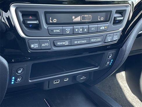 New 2025 Honda Ridgeline Black Edition image 17