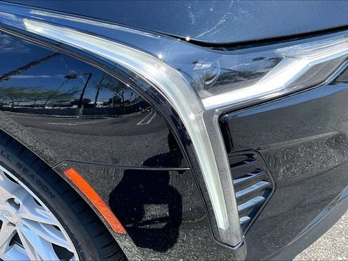 Used 2023 Cadillac CT4 Luxury RWD image 25