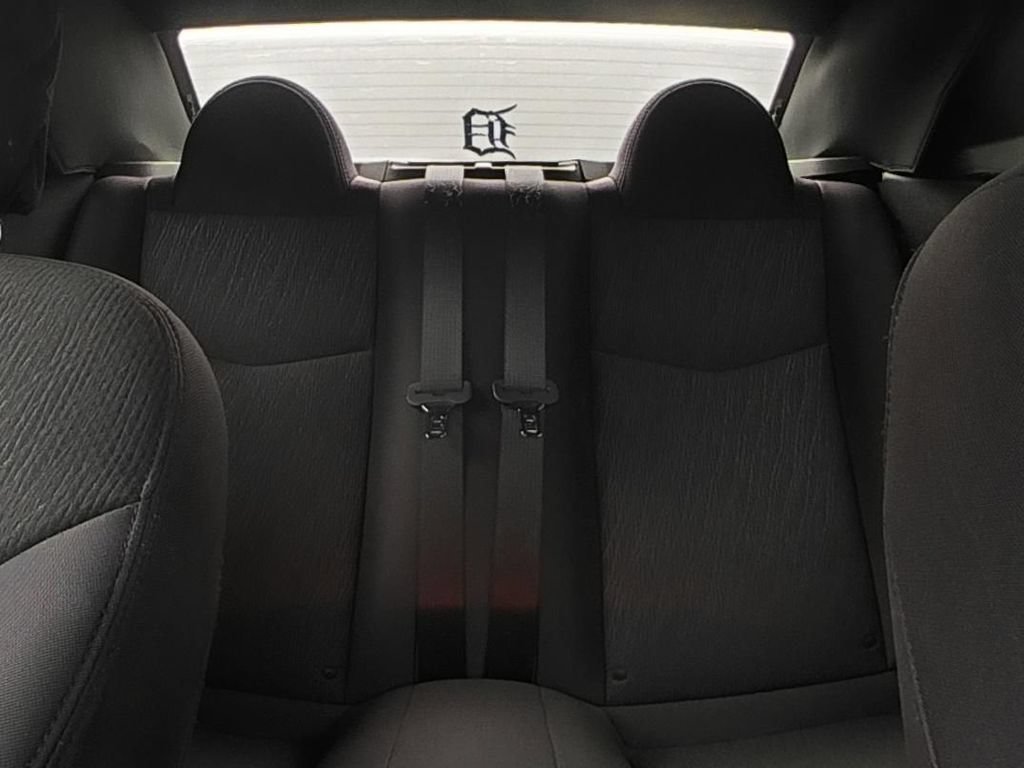 Used 2012 Chrysler 200 Touring FWD image 10