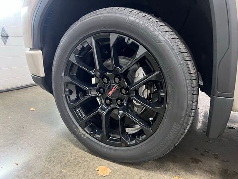 New 2026 GMC Sierra 1500 Denali w/ Technology Package image 16