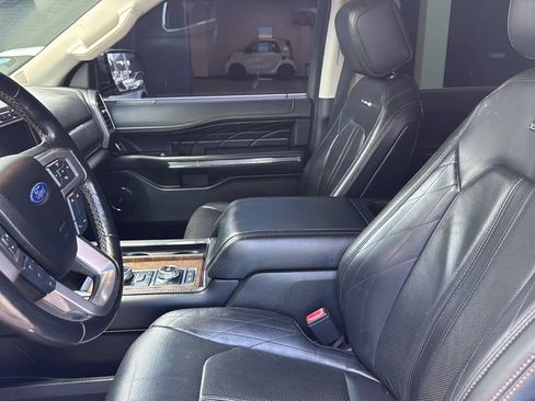 Used 2018 Ford Expedition Max Platinum AWD/4WD image 14