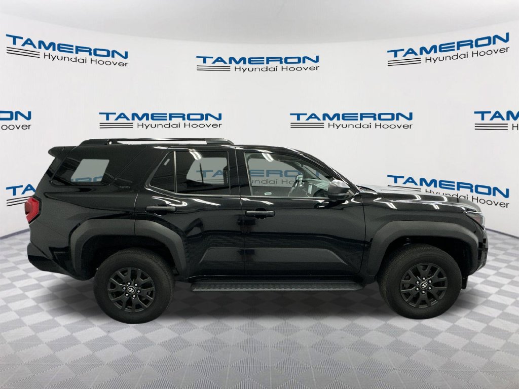 Used 2025 Toyota 4Runner SR5 AWD/4WD image 6