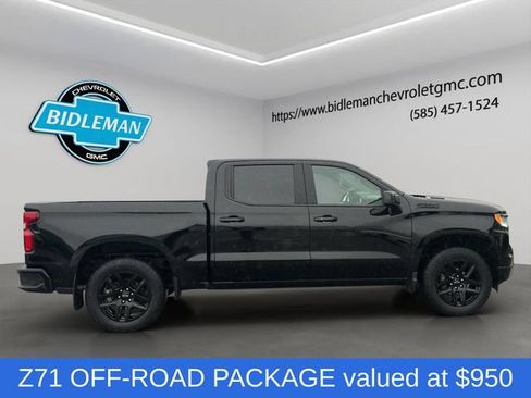 Used 2023 Chevrolet Silverado 1500 RST w/ Z71 Off-Road Package AWD/4WD image 9