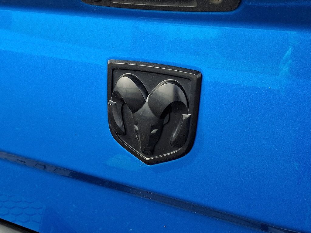 Used 2018 RAM 1500 Sport w/ Hydro Blue Sport Package AWD/4WD image 9