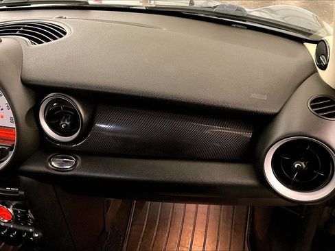 Used 2011 MINI Cooper S image 16