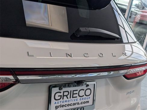 Used 2022 Lincoln Corsair FWD image 11