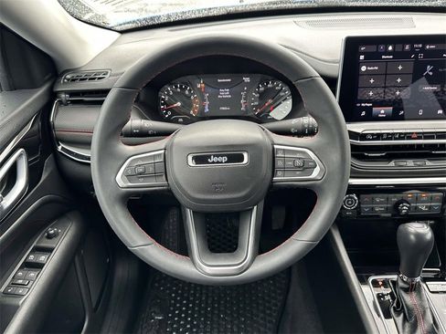 Used 2022 Jeep Compass Trailhawk image 15