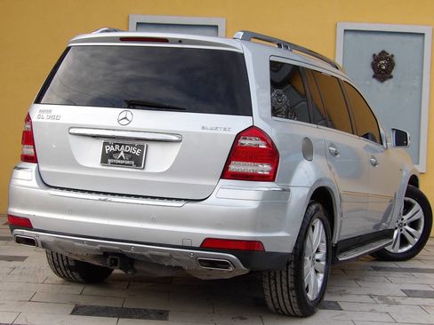 Used 2012 Mercedes-Benz GL 320 BlueTEC 4MATIC w/ Premium 1 Pkg image 4