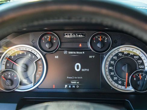 Used 2018 RAM 2500 Laramie w/ Snow Chief Group AWD/4WD image 16
