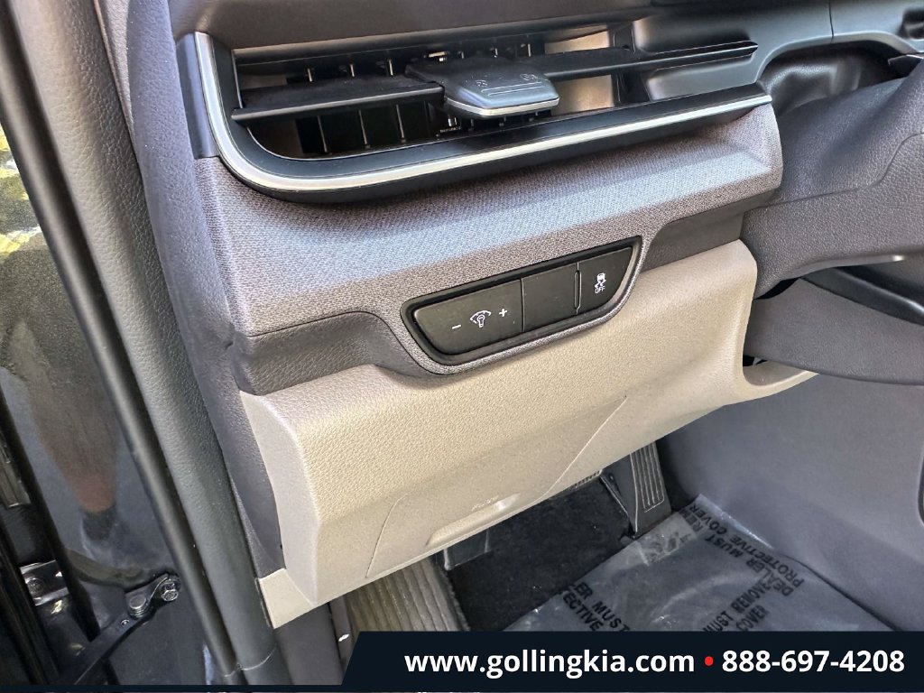 Certified 2026 Kia Carnival EX FWD image 18