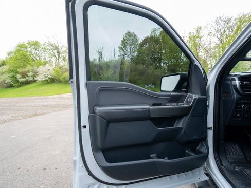 Used 2022 Ford F150 XLT w/ Equipment Group 302A High AWD/4WD image 11