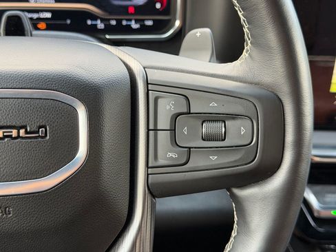 Used 2025 GMC Sierra 1500 Denali Ultimate image 7