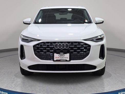 Certified 2025 Audi Q5 Premium w/ Premium Plus AWD/4WD image 3