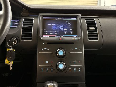Used 2013 Ford Flex SEL image 17