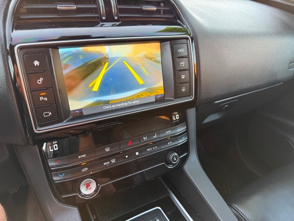 Used 2018 Jaguar F-PACE Prestige AWD/4WD image 43