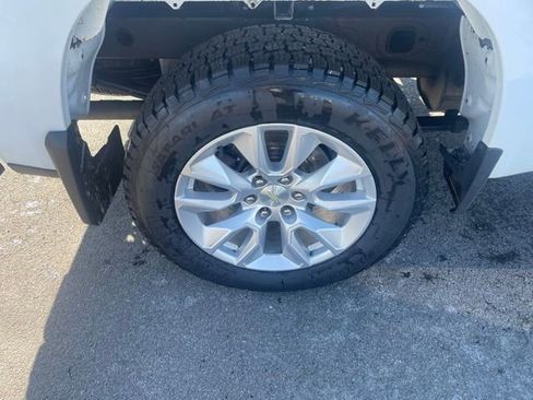 Used 2019 Chevrolet Silverado 1500 Custom w/ Custom Value Package image 26