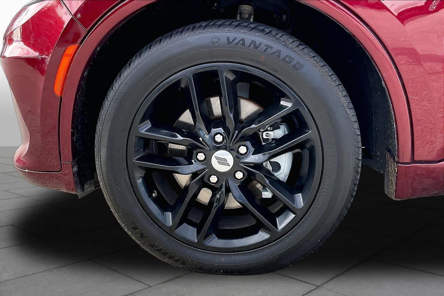 Certified 2024 Dodge Durango GT RWD image 11