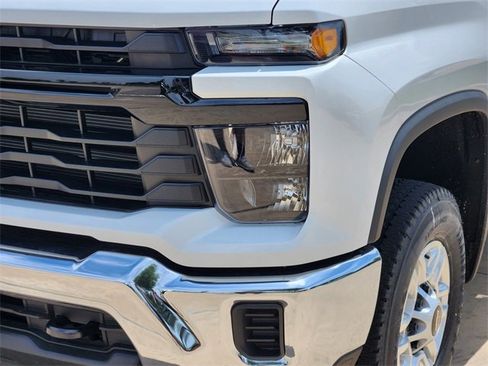 New 2026 Chevrolet Silverado 2500 W/T w/ WT Convenience Package AWD/4WD image 16