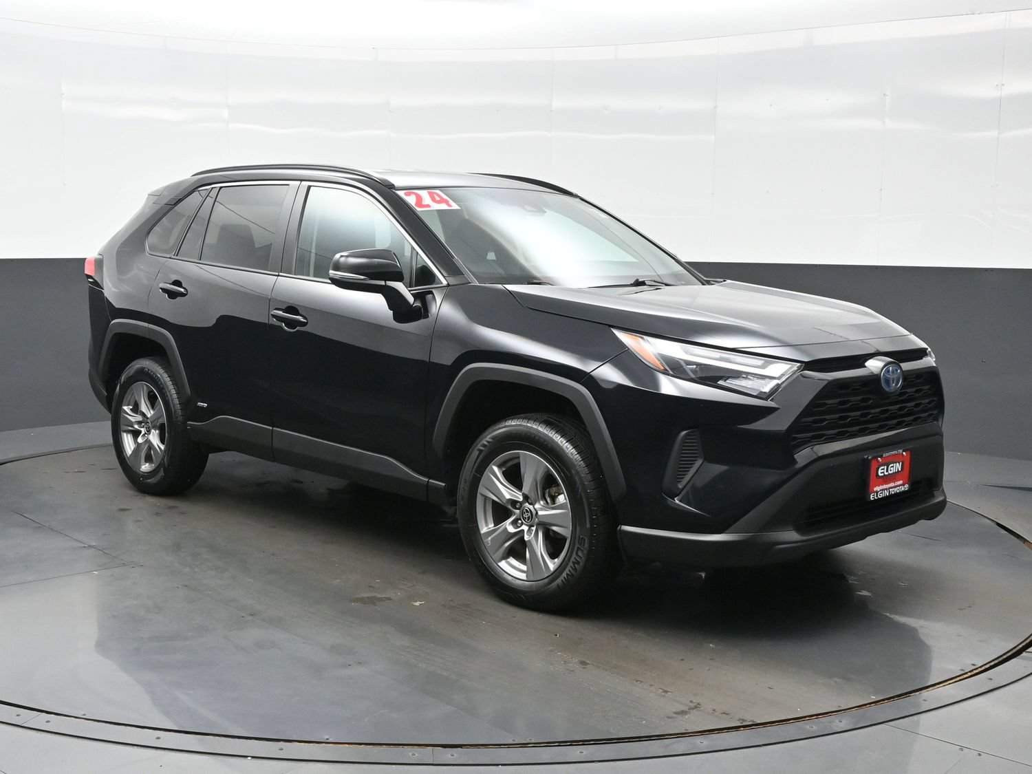 Used 2024 Toyota RAV4 XLE w/ Weather Package AWD/4WD image 8