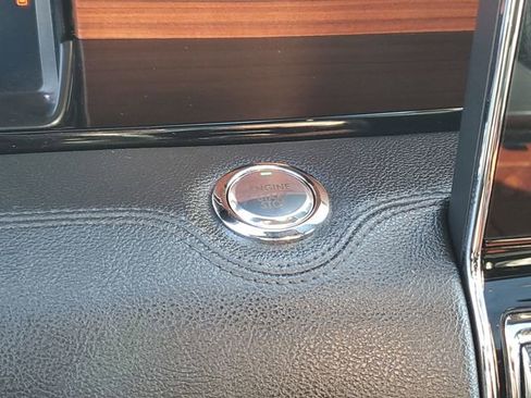 Used 2022 Lincoln Navigator L Reserve image 19