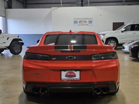 Used 2018 Chevrolet Camaro SS w/ Hot Wheels Edition RWD image 5