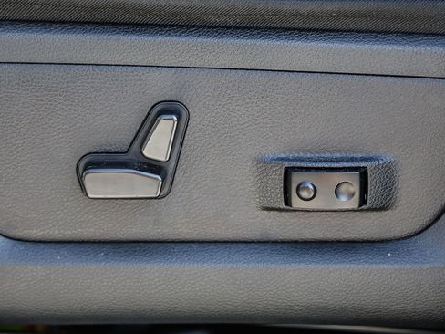 Used 2022 RAM 2500 Limited image 21