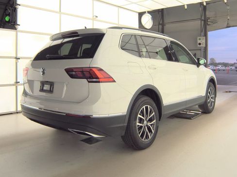 Used 2020 Volkswagen Tiguan SE FWD image 7