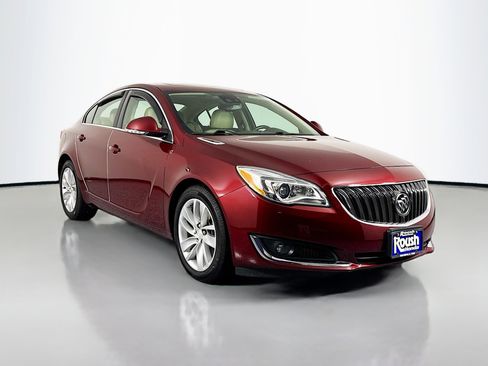 Used 2016 Buick Regal Premium w/ Driver Confidence Package #1 FWD image 3